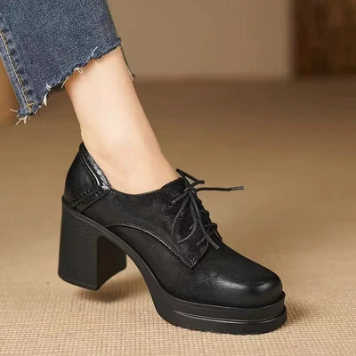 Charlotte | Margot Classic Pumps