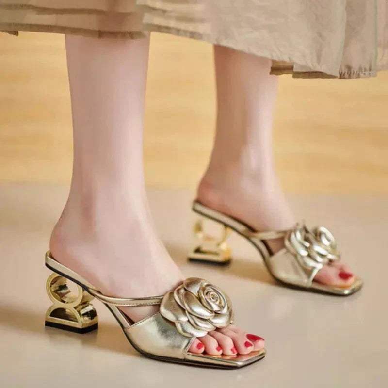Femke | Dera Floral Sandals
