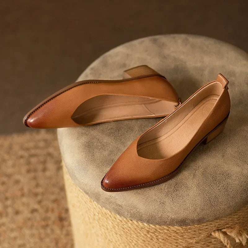 Eva | Helen Classic Pumps