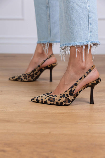 Laro Leopard Pumps